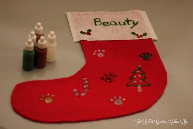 decorating-the-stocking
